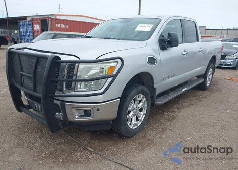 2016 Nissan Titan Xd Sv Diesel z USA, uszkodzony, nr VIN 1N6BA1F28GN508683